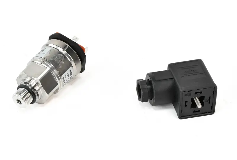 Elgi Pressure Transducer Replacement - 00897902N 1