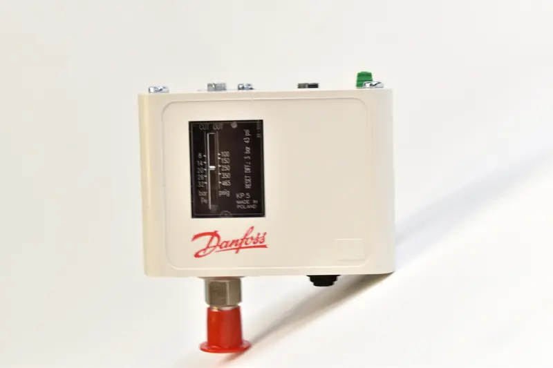 Ingersoll Rand Switch Replacement - 18301630 1