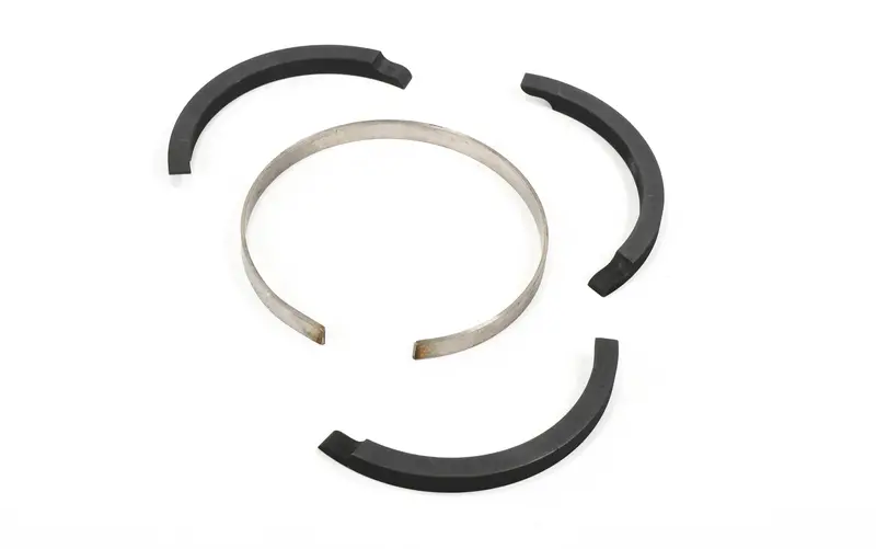Piston Ring Set Replacement - 37139862 1