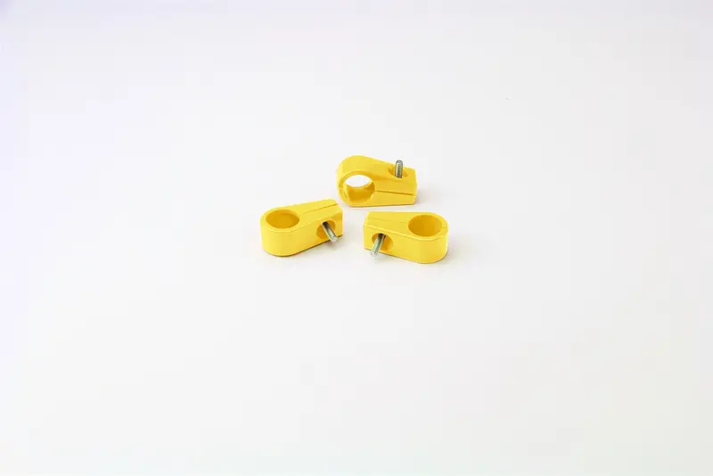 Lokar 10-820-15 Yellow T-Clamp Kit — 13/16 Inch, 10An, 3-Piece Set 1